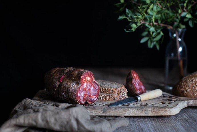 Morcón ibérico de bellota, casi chorizo... pero sólo casi
